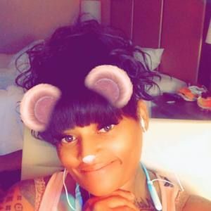 Meet your Posher, Lacreisha